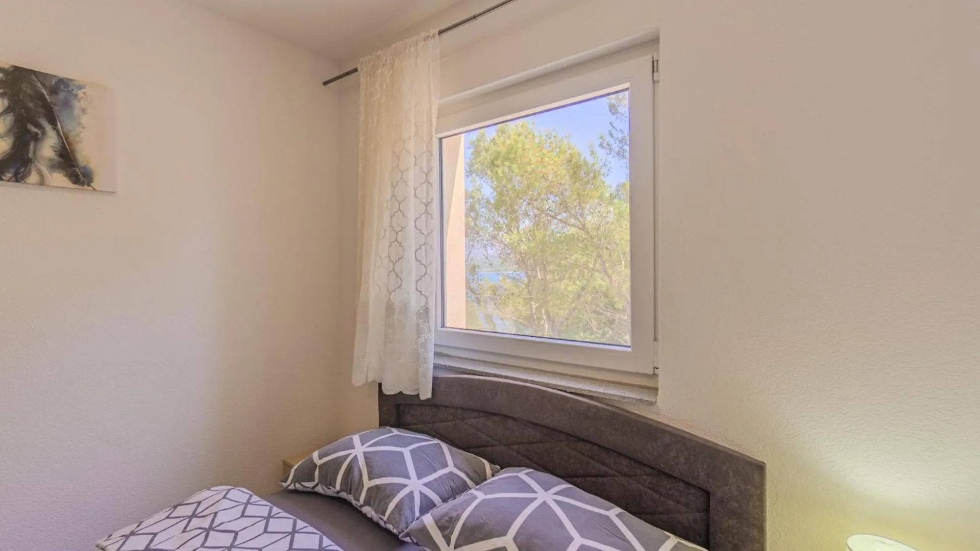 Green Haven Sea & Forest Apartments Donji Karin 0*,  Croatia