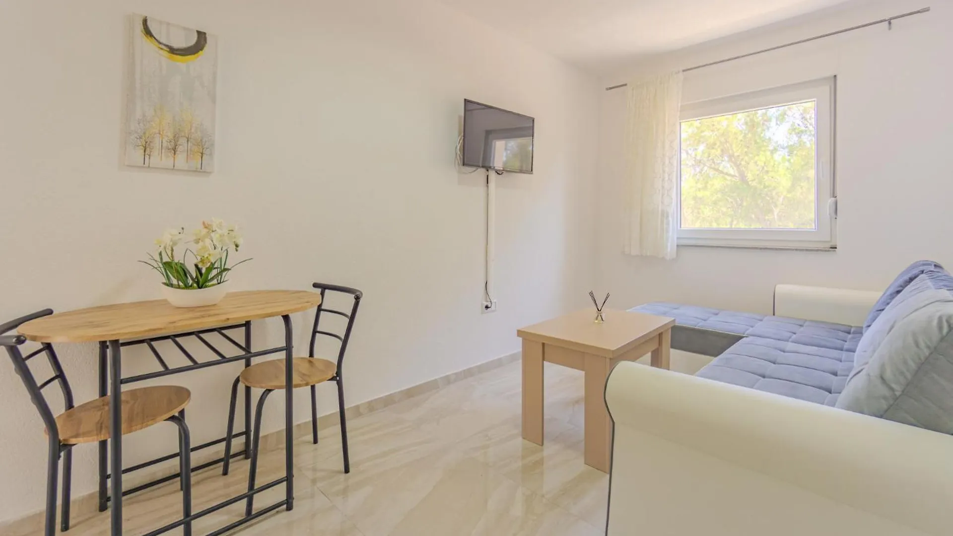 Green Haven Sea & Forest Apartments Donji Karin Croatia